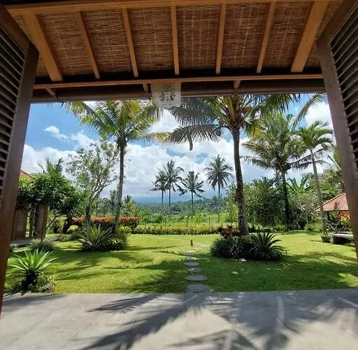 Bukit Temawang Near Sidemen And Mount Agung